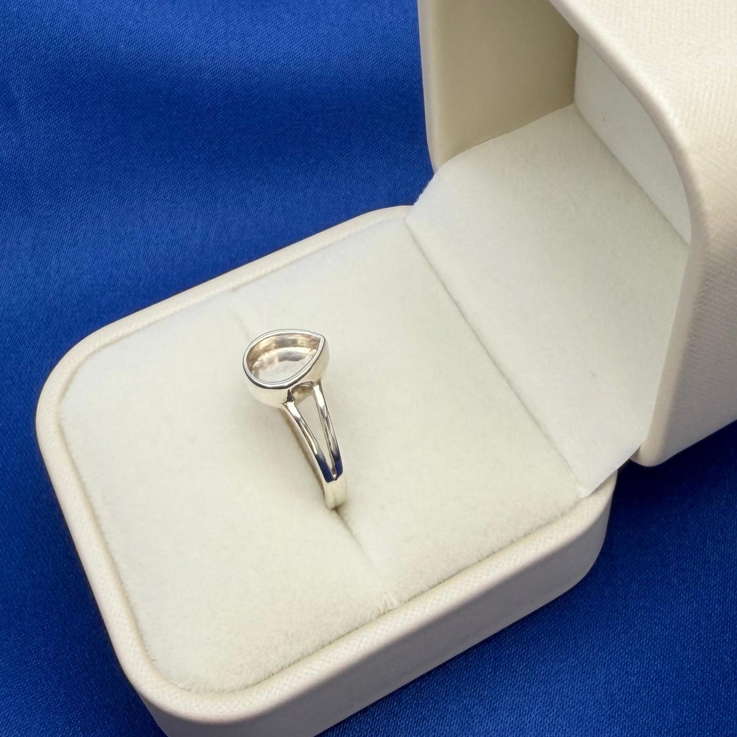 Split Shank Teardrop Ring
