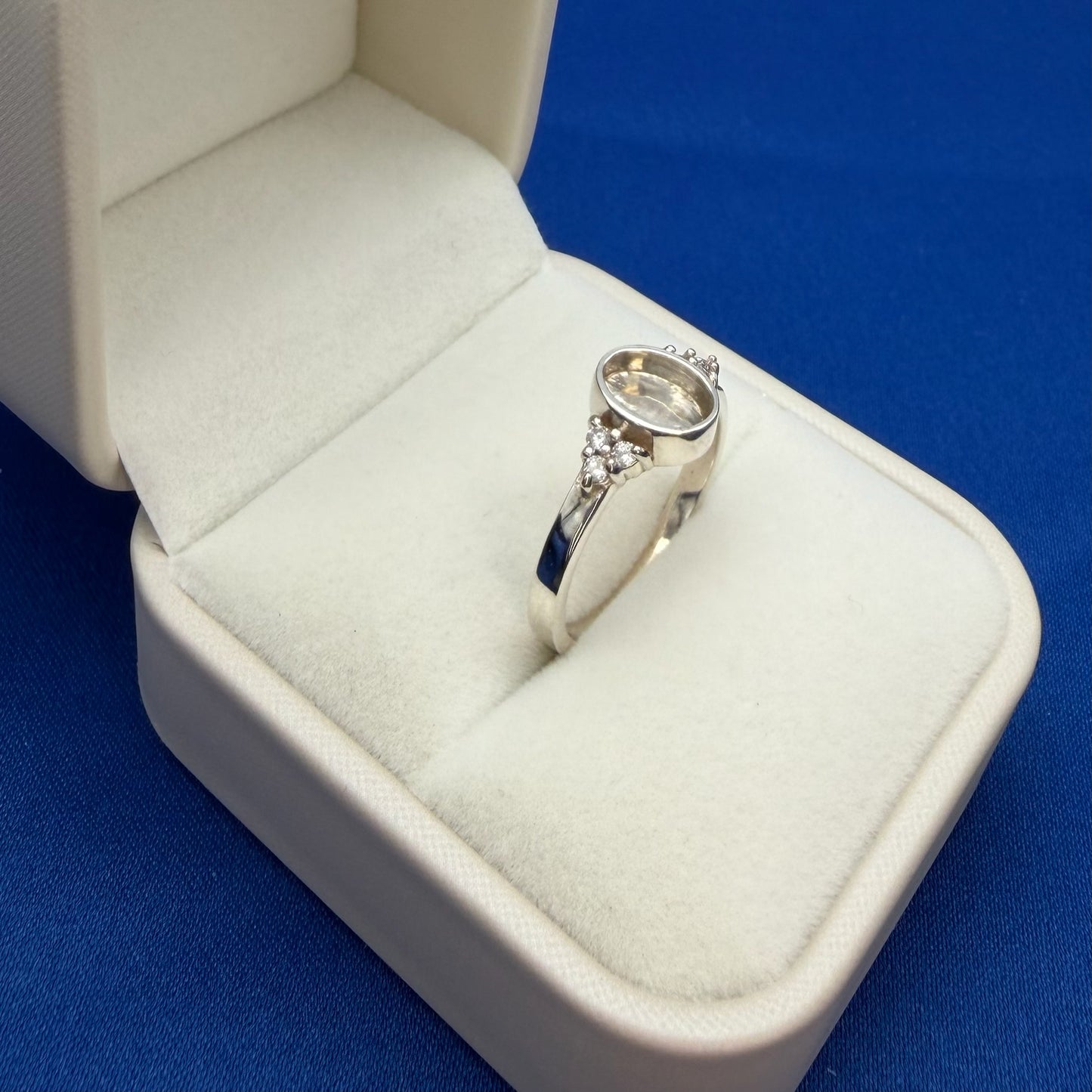 Oval Triple CZ Ring