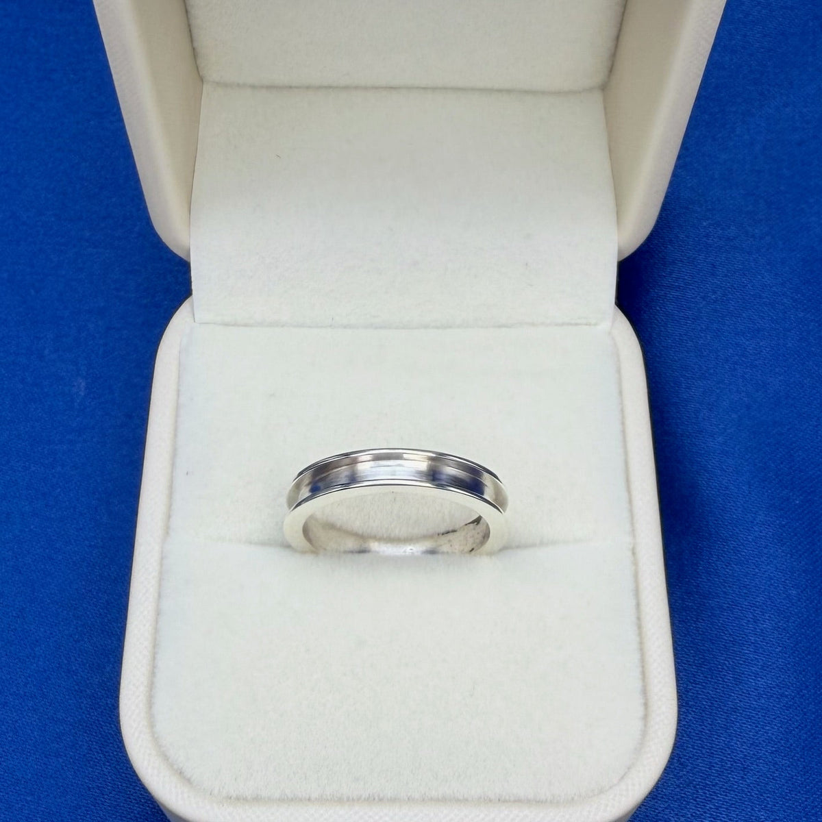 4mm Channel Ring