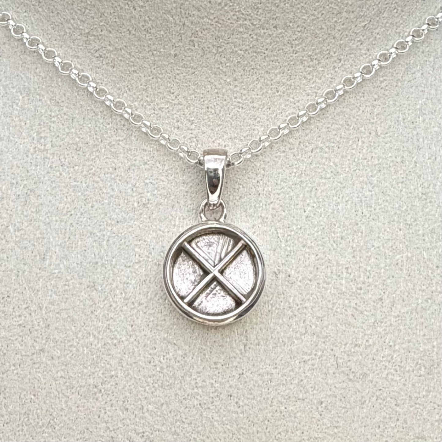 Round Cross Pendant