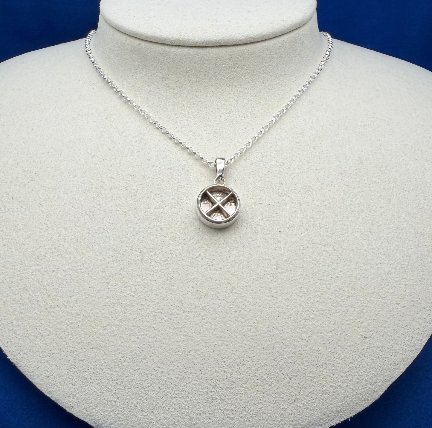 Round Cross Pendant