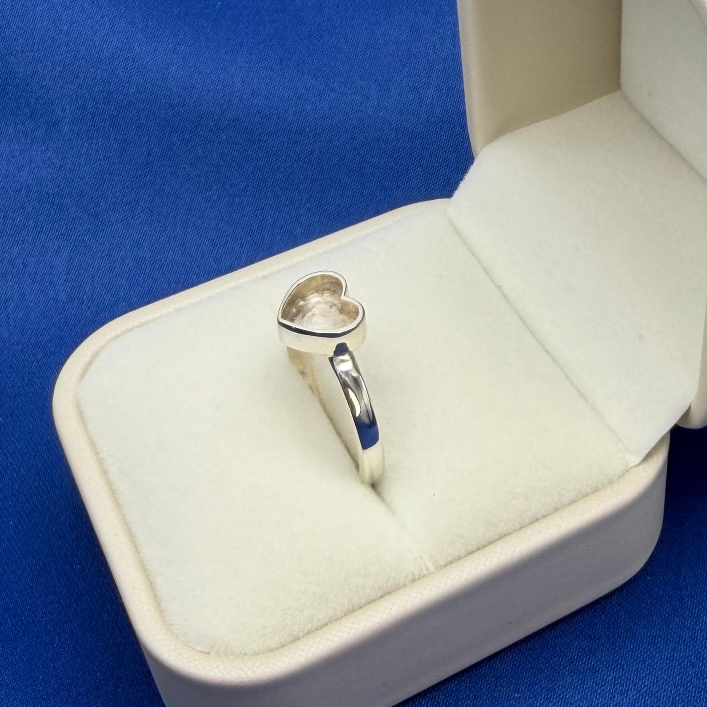 Plain Heart Ring